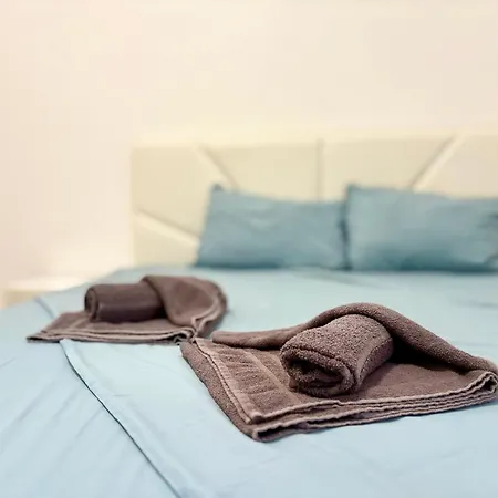 In The Heart Of Varna-by The Sea And Sea Garden Appartamento Varna