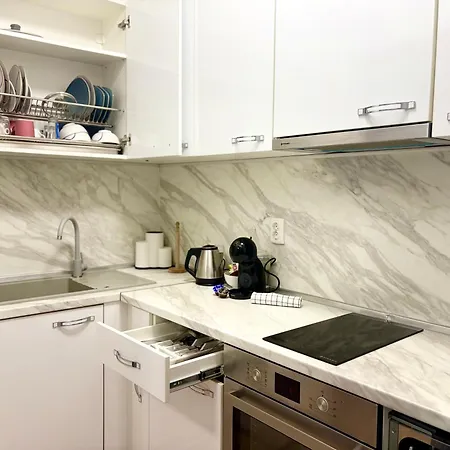 Apartment In The Heart Of Varna-by The Sea And Sea Garden *