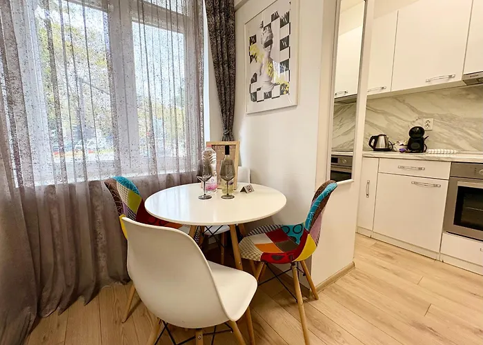 In The Heart Of Varna-by The Sea And Sea Garden アパート ヴァルナ