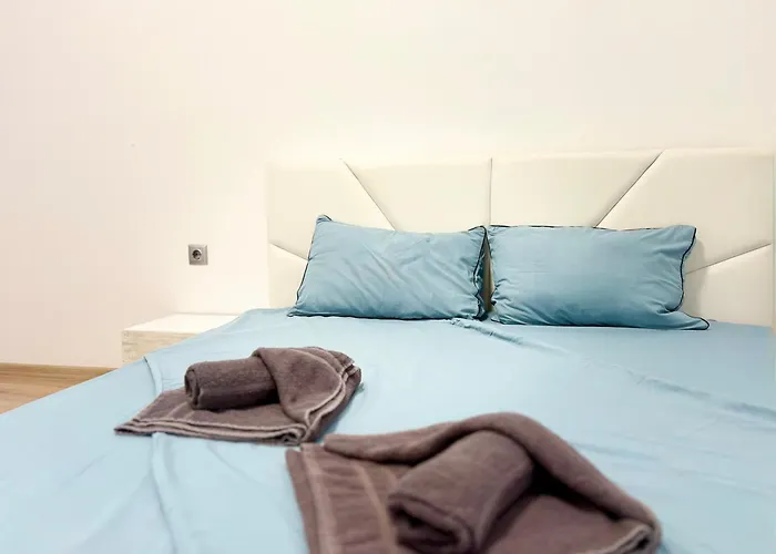 In The Heart Of Varna-by The Sea And Sea Garden アパート