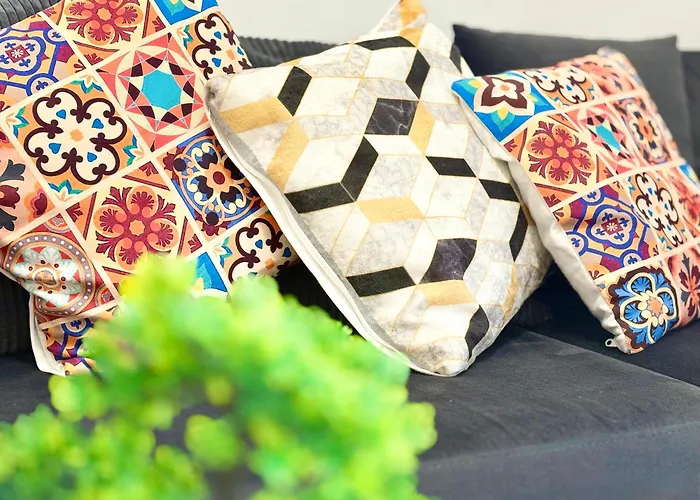 In The Heart Of Varna-by The Sea And Sea Garden ヴァルナ